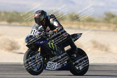 media/Dec-06-2025-CVMA (Sat) [[4a896cc04c]]/Race 4-Formula Middleweight/